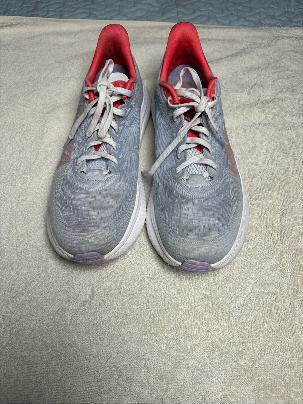 Hoka One One Women's Light Gray and Coral Running Shoes